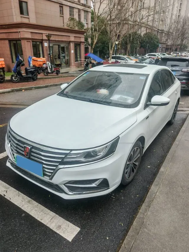 2019 Roewe i6 1.5T 169HP L4 AMT PHEV 9.1KWH,autocango,china used car exporter,china ev exporter,chinese used car exporter,chinese used ev exporter