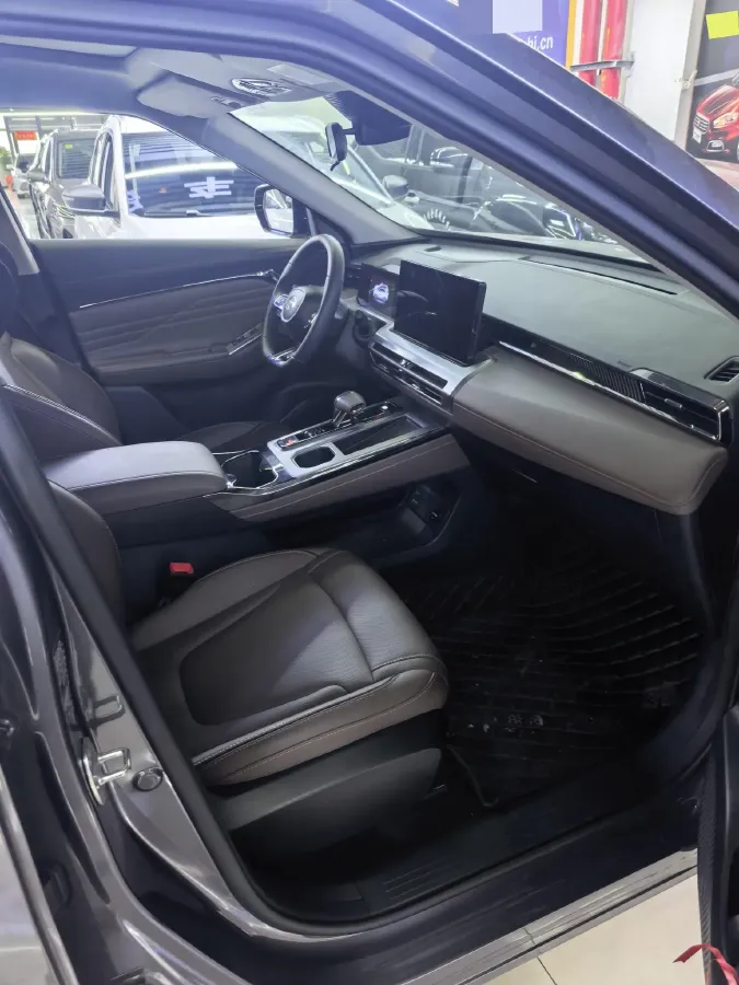 2024 GAC Trumpchi GS4 1.5T 177HP L4 7DCT,autocango,china used car exporter,china ev exporter,chinese used car exporter,chinese used ev exporter