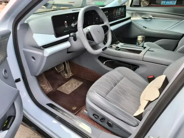 2023 Voyah ZhuiGuang BEV 82.11KWH,autocango,china used car exporter,china ev exporter,chinese used car exporter,chinese used ev exporter