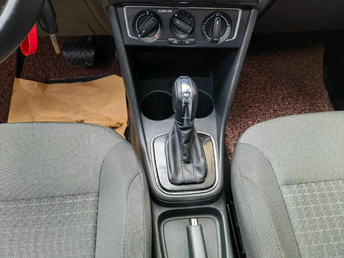 2018 Chery Tiggo 7 1.5T 156HP L4 6DCT,autocango,china used car exporter,china ev exporter,chinese used car exporter,chinese used ev exporter