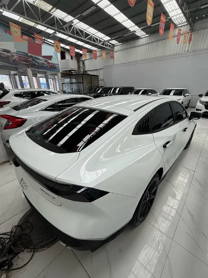 2023 ChangAn UNI-V 1.5T 188HP L4 7DCT,autocango,china used car exporter,china ev exporter,chinese used car exporter,chinese used ev exporter