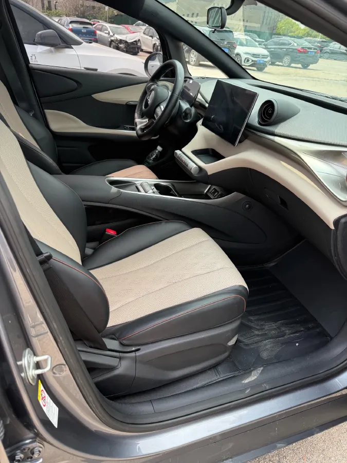 2023 BYD Dolphin BEV 44.928KWH,autocango,china used car exporter,china ev exporter,chinese used car exporter,chinese used ev exporter