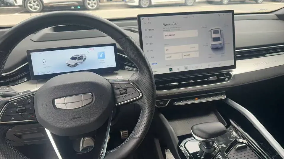 2025 Geely Preface 2.0T 238HP L4 8AT,autocango,china used car exporter,china ev exporter,chinese used car exporter,chinese used ev exporter