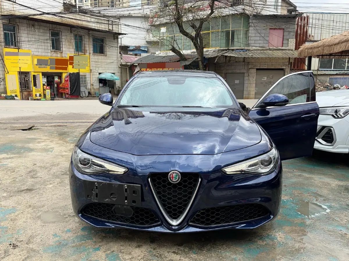 2017 Toyota Highlander 2.0T 220HP L4 6AT,autocango,china used car exporter,china ev exporter,chinese used car exporter,chinese used ev exporter