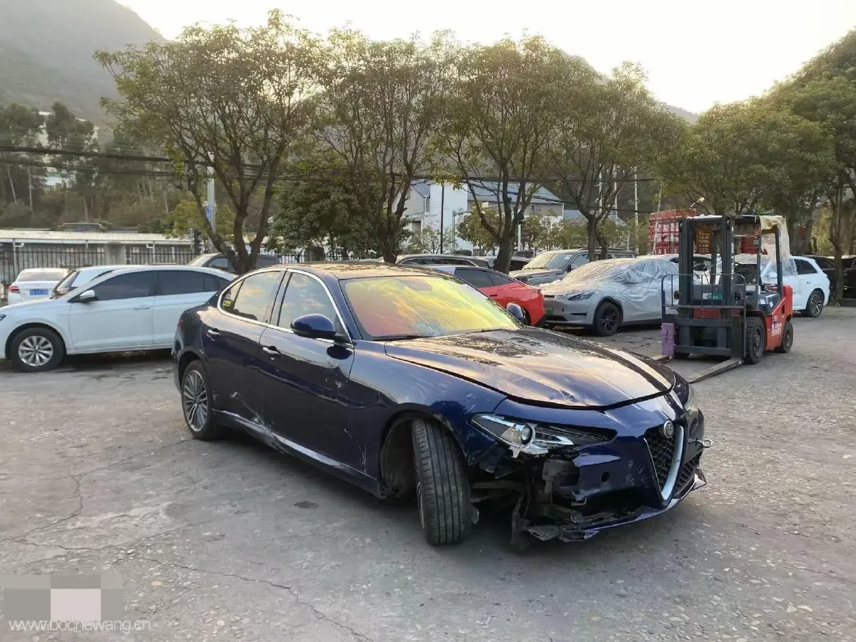 2017 Toyota Highlander 2.0T 220HP L4 6AT,autocango,china used car exporter,china ev exporter,chinese used car exporter,chinese used ev exporter