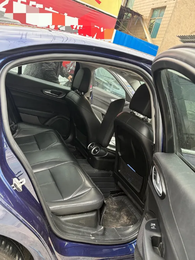 2017 Toyota Highlander 2.0T 220HP L4 6AT,autocango,china used car exporter,china ev exporter,chinese used car exporter,chinese used ev exporter