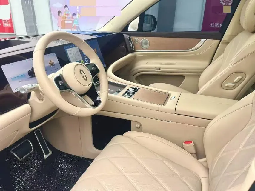 2025 AITO AITO M9 REEV 160HP REEV 52KWH,autocango,china used car exporter,china ev exporter,chinese used car exporter,chinese used ev exporter