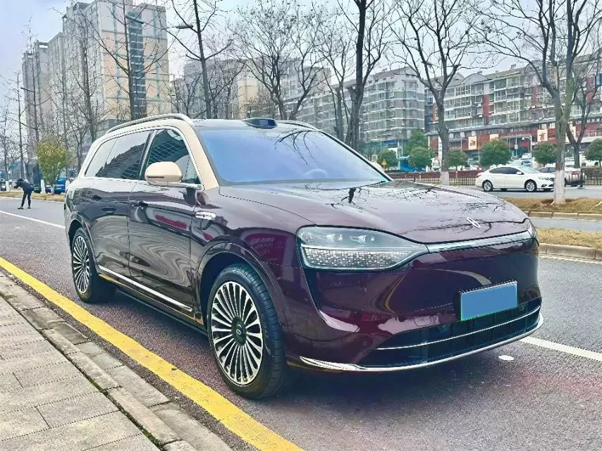 2025 AITO AITO M9 REEV 160HP REEV 52KWH,autocango,china used car exporter,china ev exporter,chinese used car exporter,chinese used ev exporter