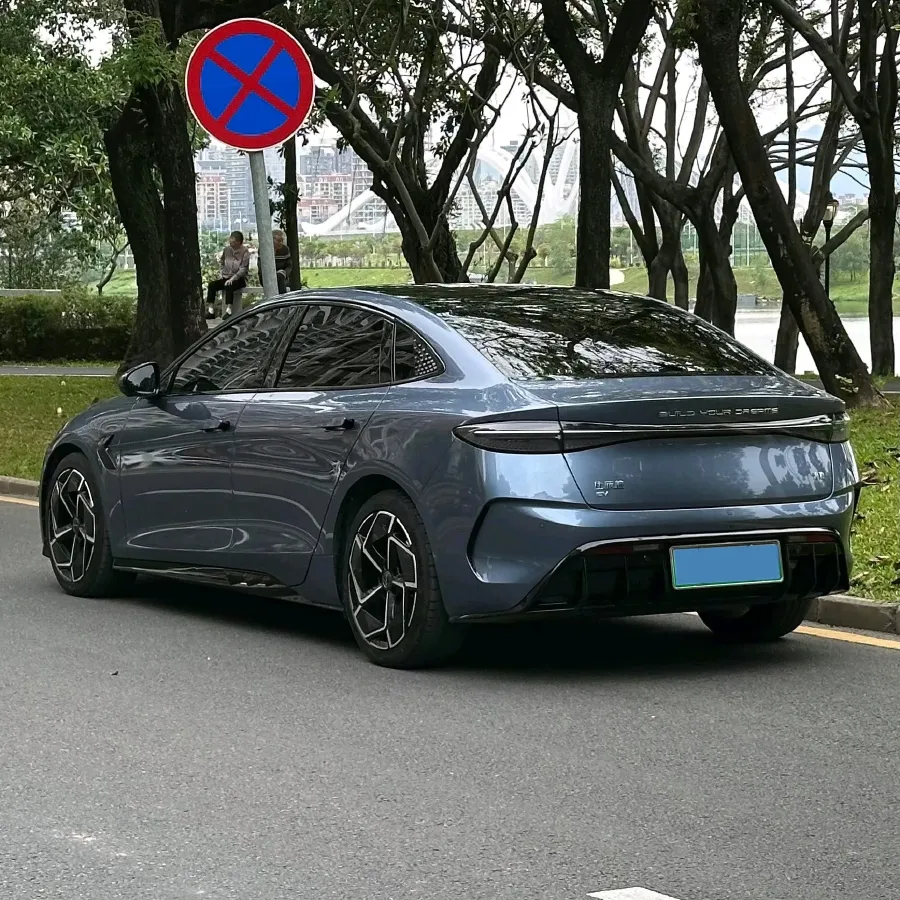 2022 AITO AITO M5 Range Extended 125HP REEV 40KWH,autocango,china used car exporter,china ev exporter,chinese used car exporter,chinese used ev exporter