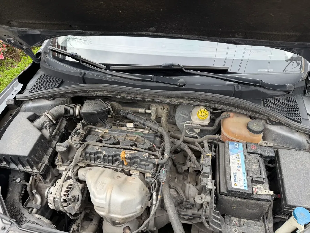 2021 Roewe i5 1.5L 120HP L4 5MT,autocango,china used car exporter,china ev exporter,chinese used car exporter,chinese used ev exporter