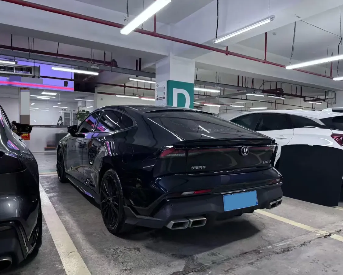 2024 ChangAn UNI-V 1.5T 188HP L4 7DCT,autocango,china used car exporter,china ev exporter,chinese used car exporter,chinese used ev exporter