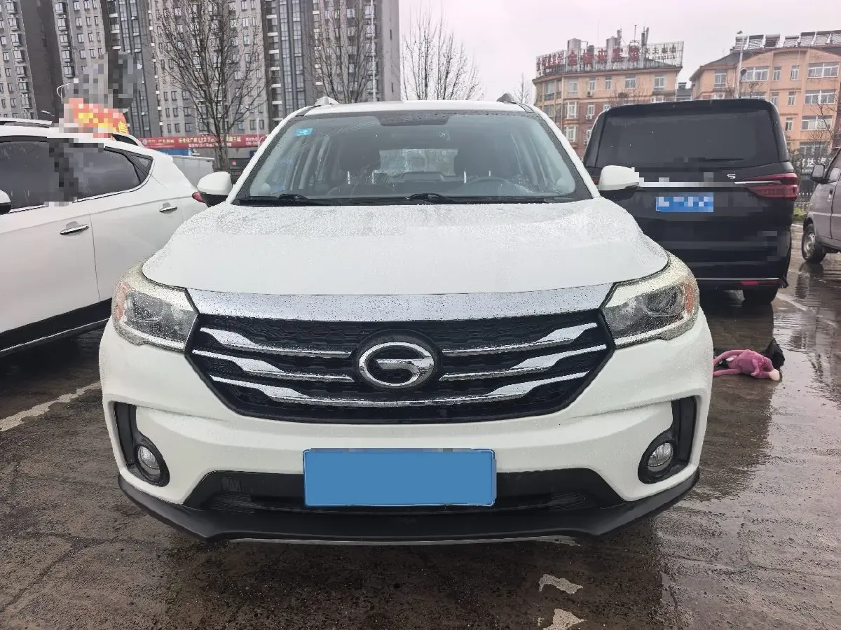 2017 GAC Trumpchi GS4 1.3T 137HP L4 5MT,autocango,china used car exporter,china ev exporter,chinese used car exporter,chinese used ev exporter