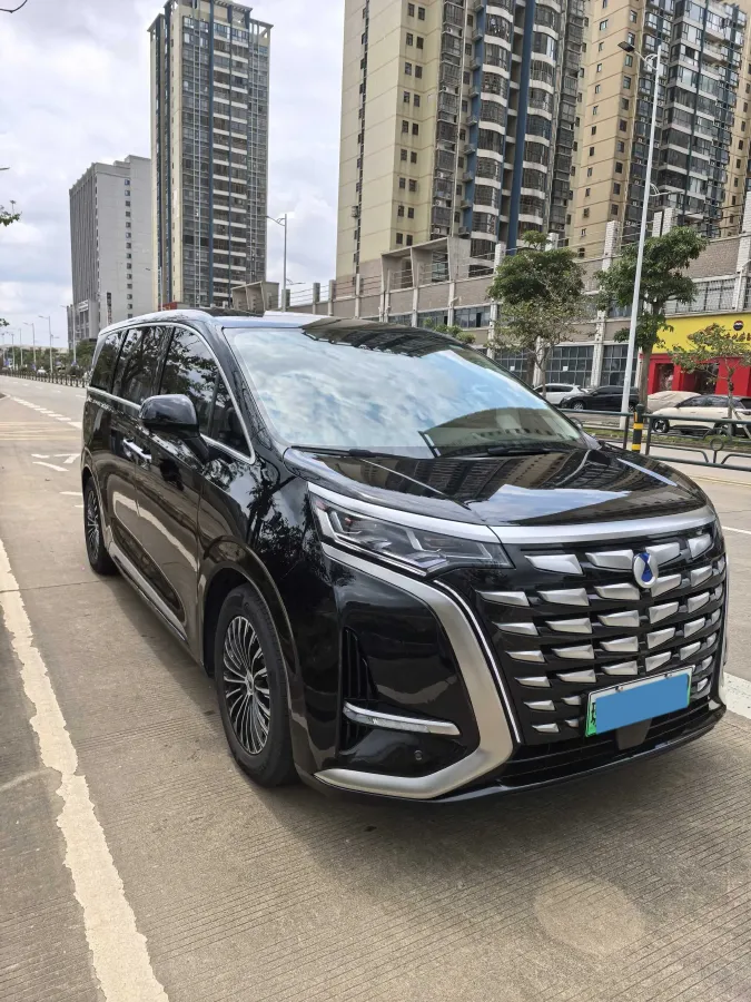 2024 Denza D9 1.5T 139HP L4 E-CVT PHEV 40KWH,autocango,china used car exporter,china ev exporter,chinese used car exporter,chinese used ev exporter