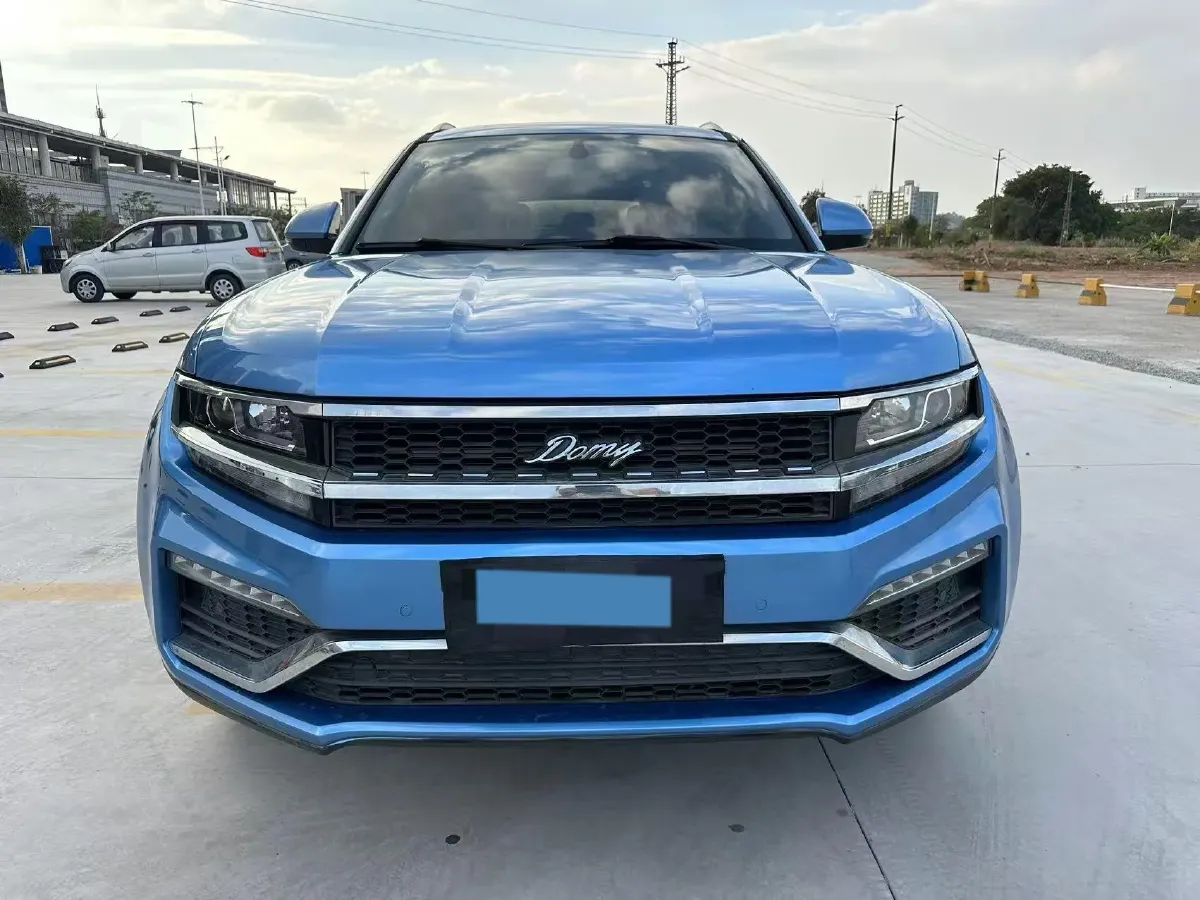 2017 Zotye Damy X7 1.8T 177HP L4 6DCT,autocango,china used car exporter,china ev exporter,chinese used car exporter,chinese used ev exporter