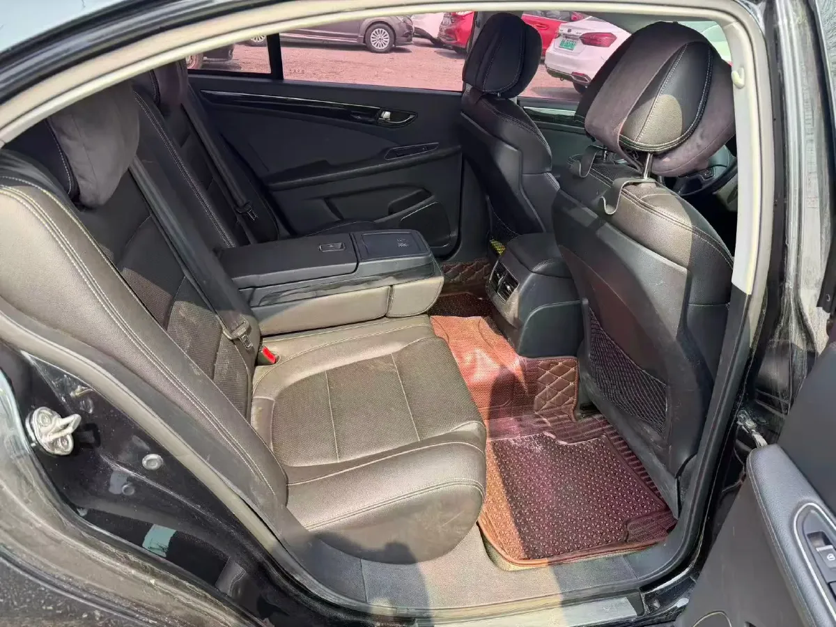 2017 HongQi H7 1.8T 188HP L4 6AT,autocango,china used car exporter,china ev exporter,chinese used car exporter,chinese used ev exporter