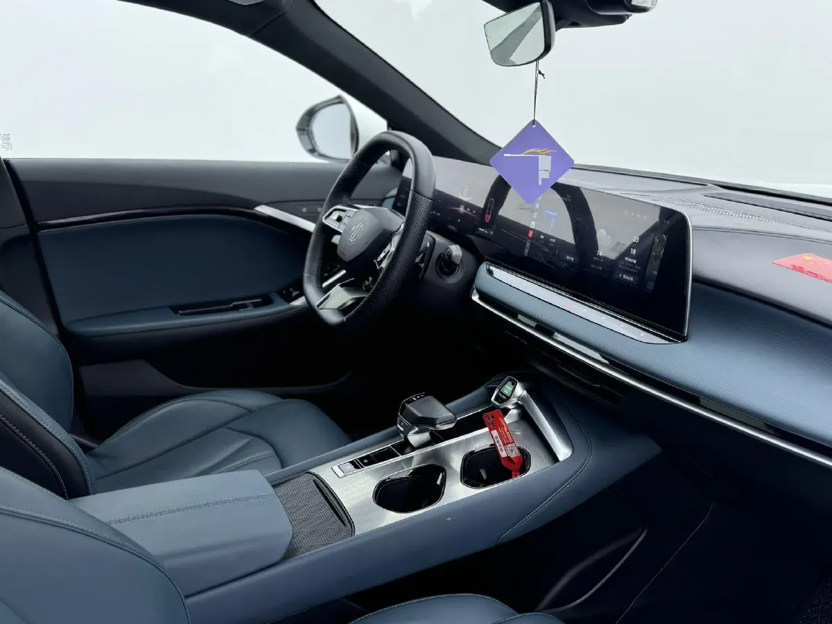 2023 MG 7 1.5T 188HP L4 7DCT,autocango,china used car exporter,china ev exporter,chinese used car exporter,chinese used ev exporter