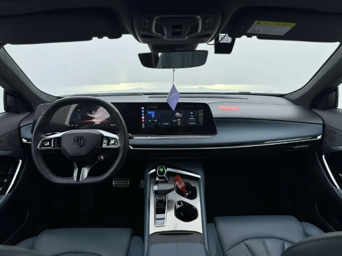 2023 MG 7 1.5T 188HP L4 7DCT,autocango,china used car exporter,china ev exporter,chinese used car exporter,chinese used ev exporter