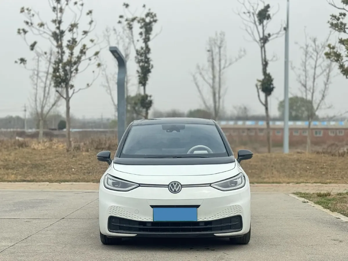 2025 Volkswagen ID.3 BEV 52.8KWH,autocango,china used car exporter,china ev exporter,chinese used car exporter,chinese used ev exporter