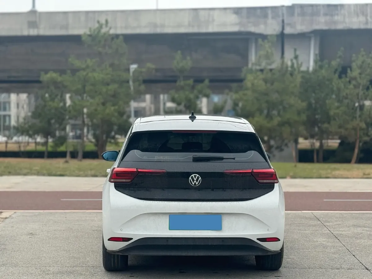 2025 Volkswagen ID.3 BEV 52.8KWH,autocango,china used car exporter,china ev exporter,chinese used car exporter,chinese used ev exporter