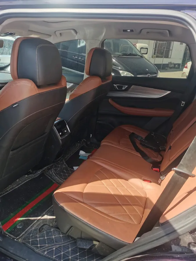 2021 Chery Tiggo 8 Plus 1.6T 197HP L4 7DCT,autocango,china used car exporter,china ev exporter,chinese used car exporter,chinese used ev exporter