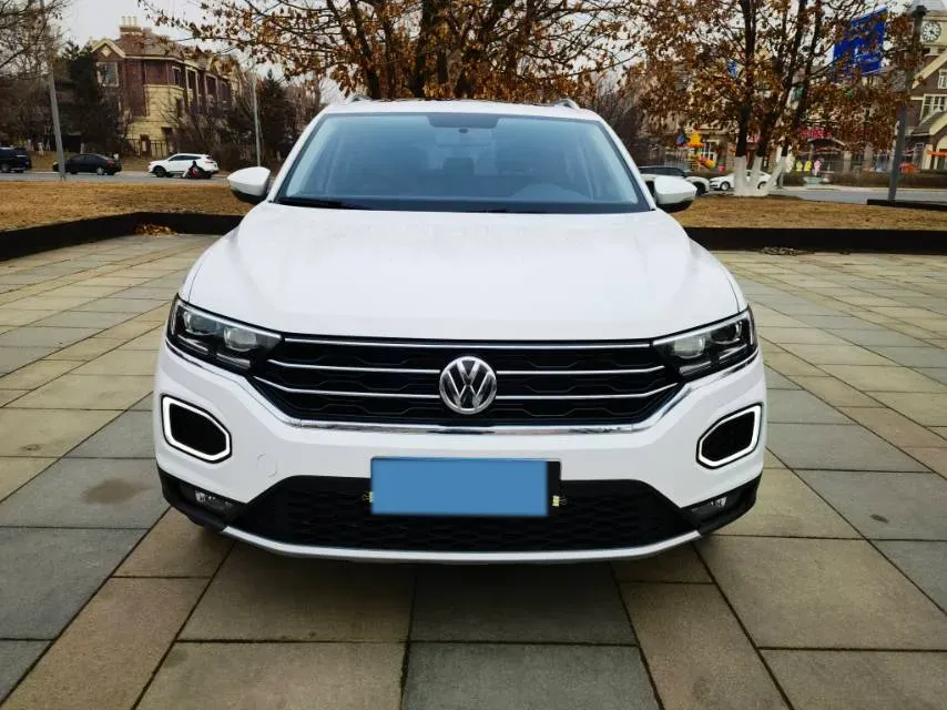 2020 Volkswagen T-Roc 1.4T 150HP L4 7DCT,autocango,china used car exporter,china ev exporter,chinese used car exporter,chinese used ev exporter