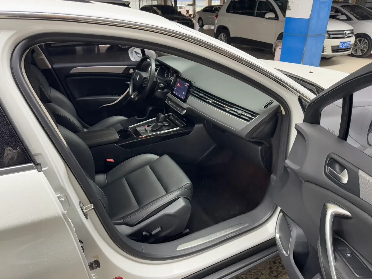 2017 Citroen C5 1.6T 167HP L4 6AT,autocango,china used car exporter,china ev exporter,chinese used car exporter,chinese used ev exporter