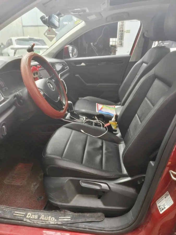 2018 Jeep Renegade 2.0L 155HP L4 9AT,autocango,china used car exporter,china ev exporter,chinese used car exporter,chinese used ev exporter