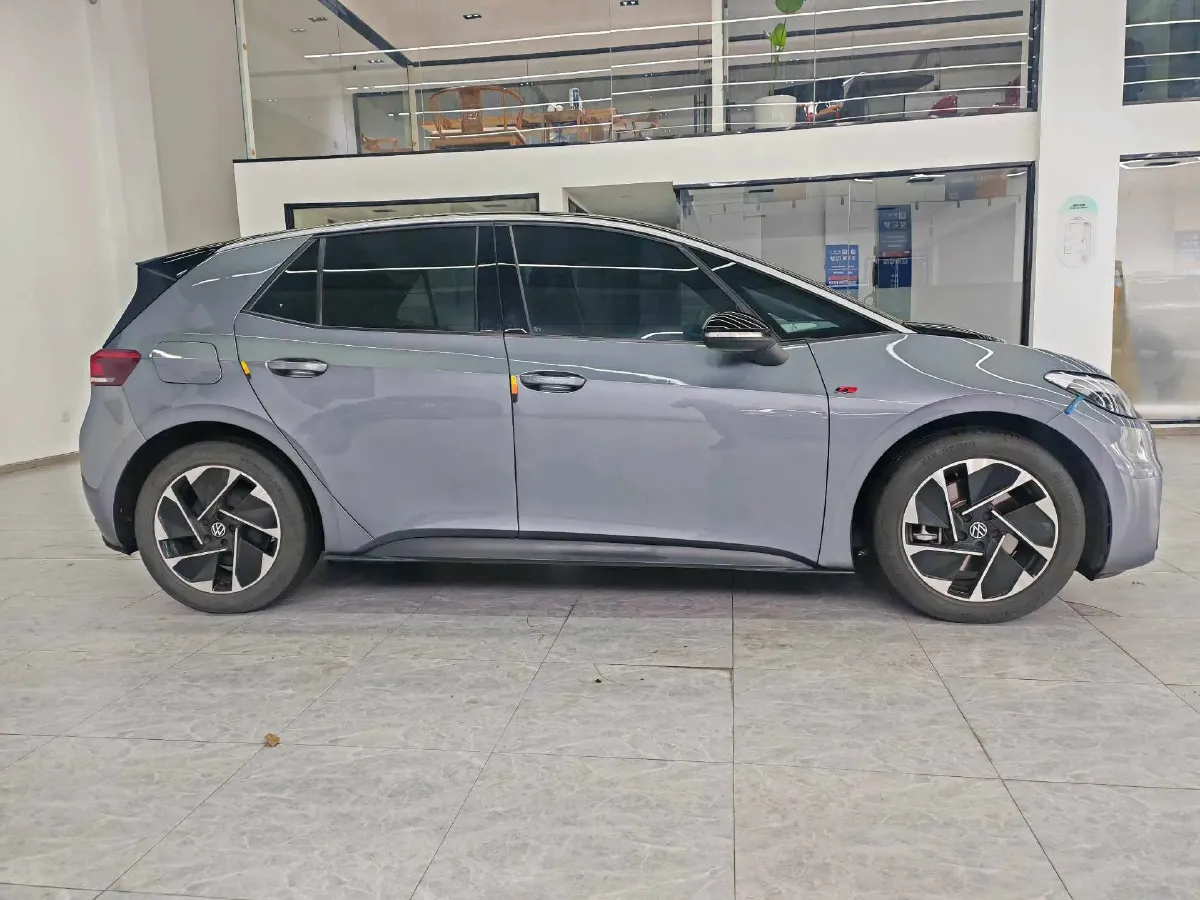 2024 Volkswagen ID.3 BEV 52.8KWH,autocango,china used car exporter,china ev exporter,chinese used car exporter,chinese used ev exporter