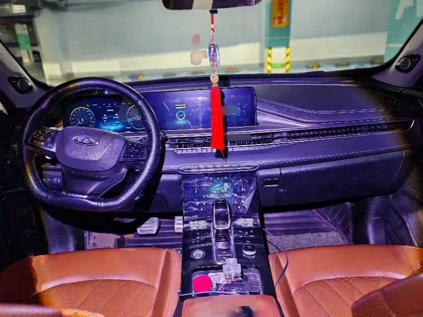 2021 Chery Tiggo 8 Plus 1.6T 197HP L4 7DCT,autocango,china used car exporter,china ev exporter,chinese used car exporter,chinese used ev exporter