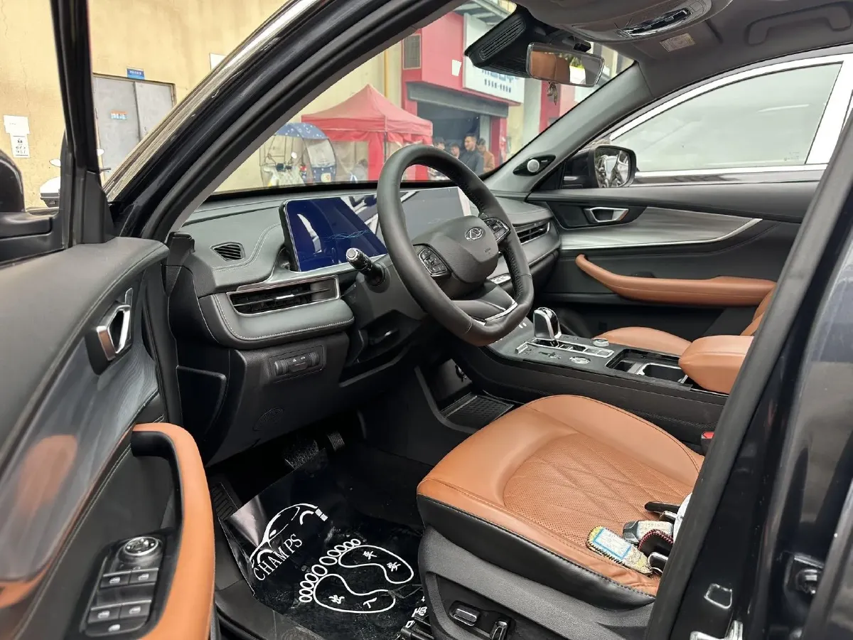 2021 Chery Tiggo 8 Plus 1.6T 197HP L4 7DCT,autocango,china used car exporter,china ev exporter,chinese used car exporter,chinese used ev exporter