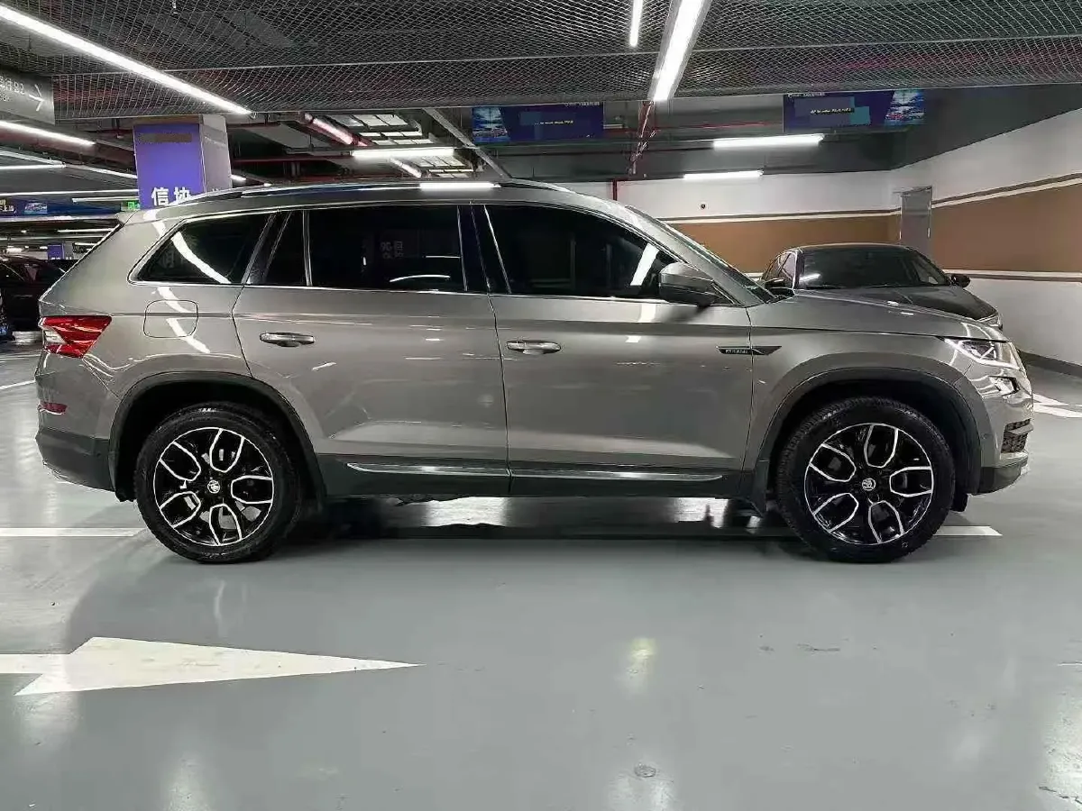 2019 Skoda Kodiak GT 2.0T 220HP L4 7DCT,autocango,china used car exporter,china ev exporter,chinese used car exporter,chinese used ev exporter