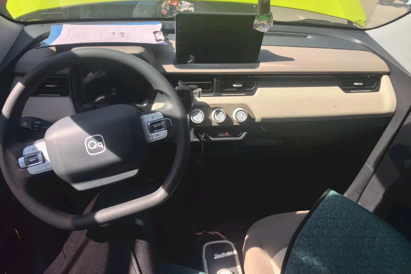 2025 Chery QQ Ice Cream BEV,autocango,china used car exporter,china ev exporter,chinese used car exporter,chinese used ev exporter