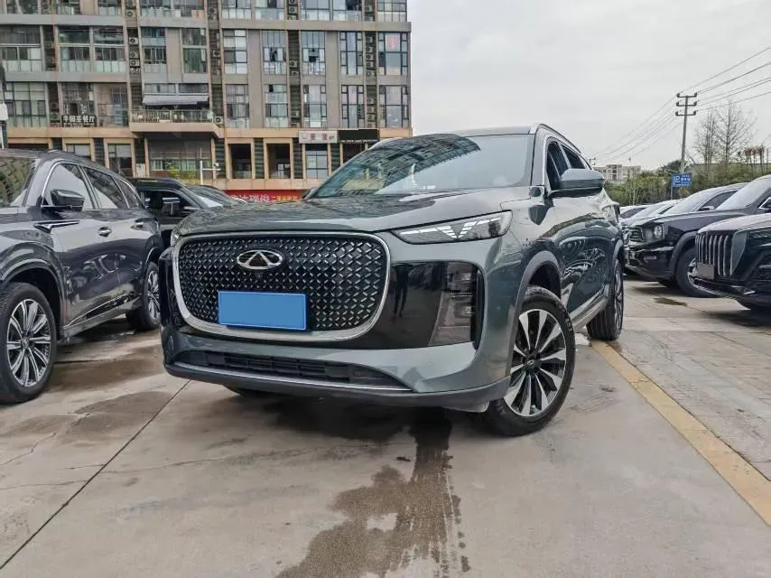 2025 Chery Tiggo 8 Plus 1.6T 197HP L4 7DCT,autocango,china used car exporter,china ev exporter,chinese used car exporter,chinese used ev exporter