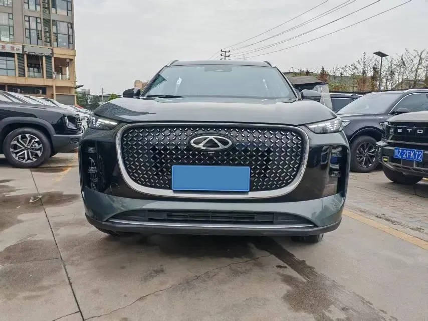 2025 Chery Tiggo 8 Plus 1.6T 197HP L4 7DCT,autocango,china used car exporter,china ev exporter,chinese used car exporter,chinese used ev exporter