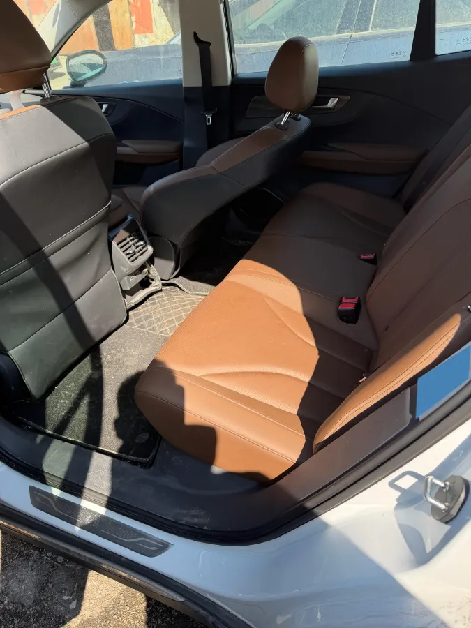 2022 HongQi E-QM5 BEV 54KWH,autocango,china used car exporter,china ev exporter,chinese used car exporter,chinese used ev exporter