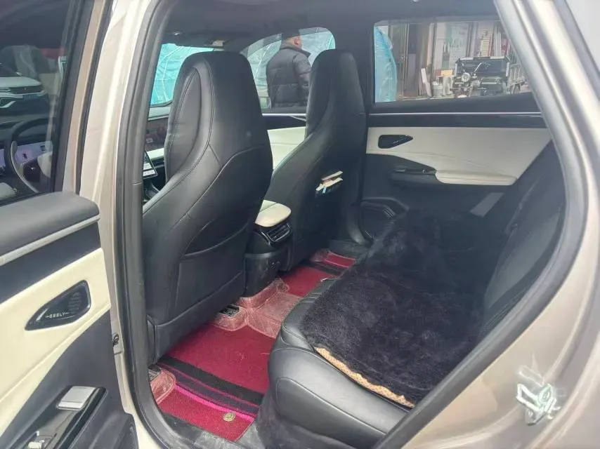 2023 Geely Galaxy L7 1.5T 163HP L4 3DHT PHEV 18.7KWH,autocango,china used car exporter,china ev exporter,chinese used car exporter,chinese used ev exporter