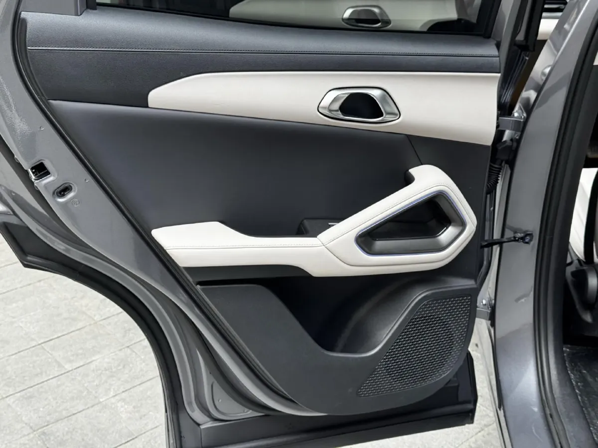 2024 BYD YuanUP BEV 45.12KWH,autocango,china used car exporter,china ev exporter,chinese used car exporter,chinese used ev exporter