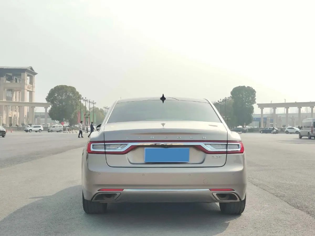 2018 Lincoln Continental 2.0T 261HP L4 6AT,autocango,china used car exporter,china ev exporter,chinese used car exporter,chinese used ev exporter