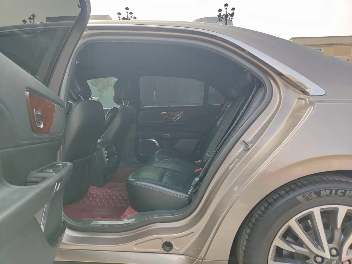 2018 Lincoln Continental 2.0T 261HP L4 6AT,autocango,china used car exporter,china ev exporter,chinese used car exporter,chinese used ev exporter