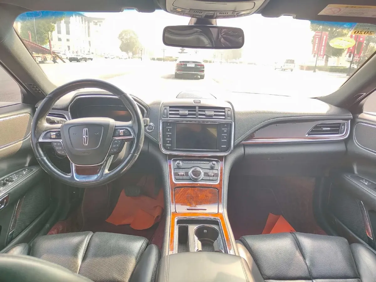 2018 Lincoln Continental 2.0T 261HP L4 6AT,autocango,china used car exporter,china ev exporter,chinese used car exporter,chinese used ev exporter