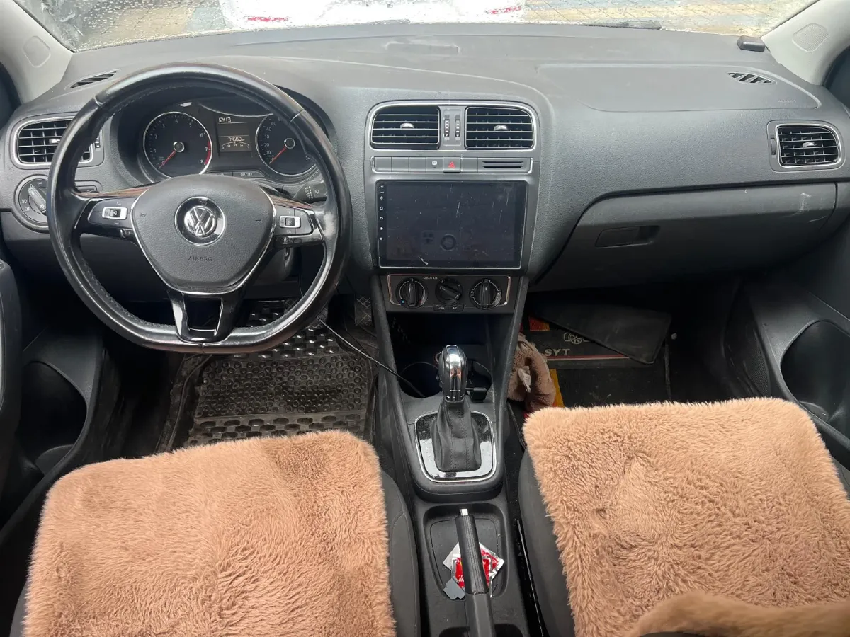 2016 Volkswagen Polo 1.6L 110HP L4 6AT,autocango,china used car exporter,china ev exporter,chinese used car exporter,chinese used ev exporter