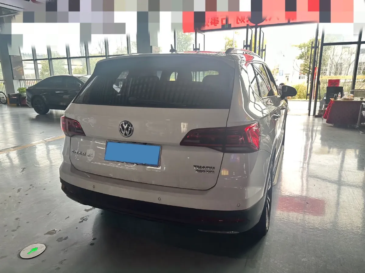 2019 MINI MINI 1.5T 102HP L3 7DCT,autocango,china used car exporter,china ev exporter,chinese used car exporter,chinese used ev exporter