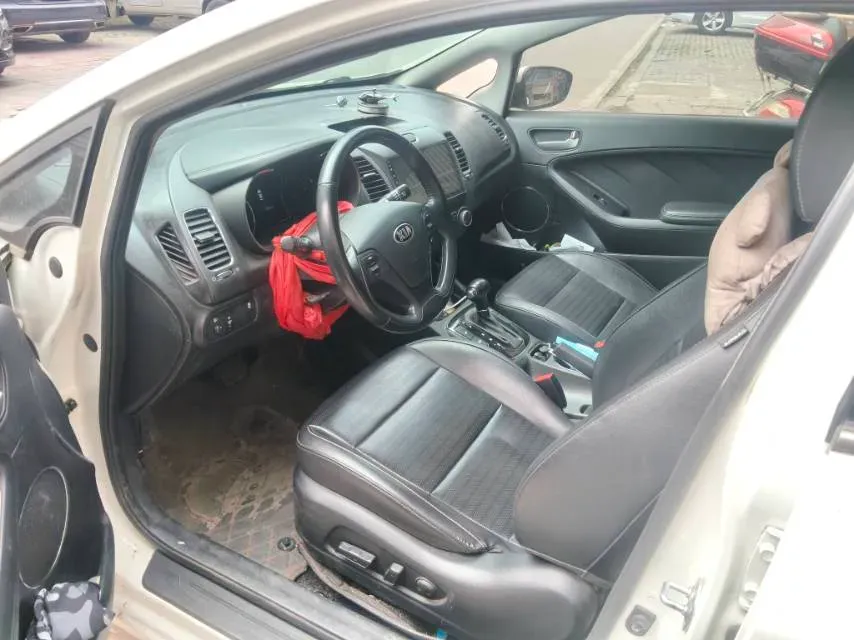 2017 Kia K3 1.6L 128HP L4 6AT,autocango,china used car exporter,china ev exporter,chinese used car exporter,chinese used ev exporter