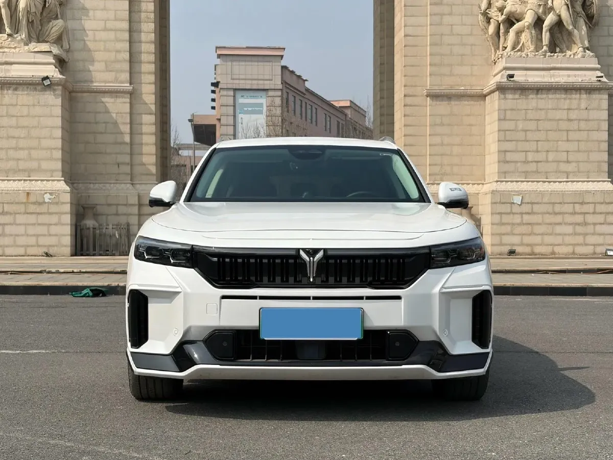 2024 Voyah FREE 1.5T 150HP L4 REEV 39.2KWH,autocango,china used car exporter,china ev exporter,chinese used car exporter,chinese used ev exporter