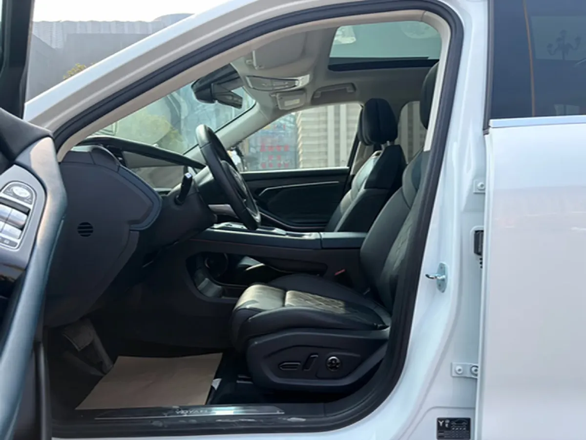 2024 Voyah FREE 1.5T 150HP L4 REEV 39.2KWH,autocango,china used car exporter,china ev exporter,chinese used car exporter,chinese used ev exporter