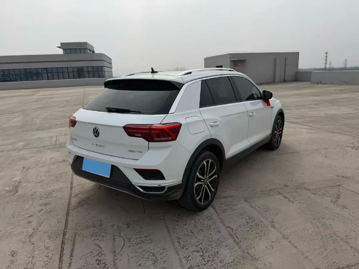 2021 Volkswagen T-Roc 1.4T 150HP L4 7DCT,autocango,china used car exporter,china ev exporter,chinese used car exporter,chinese used ev exporter