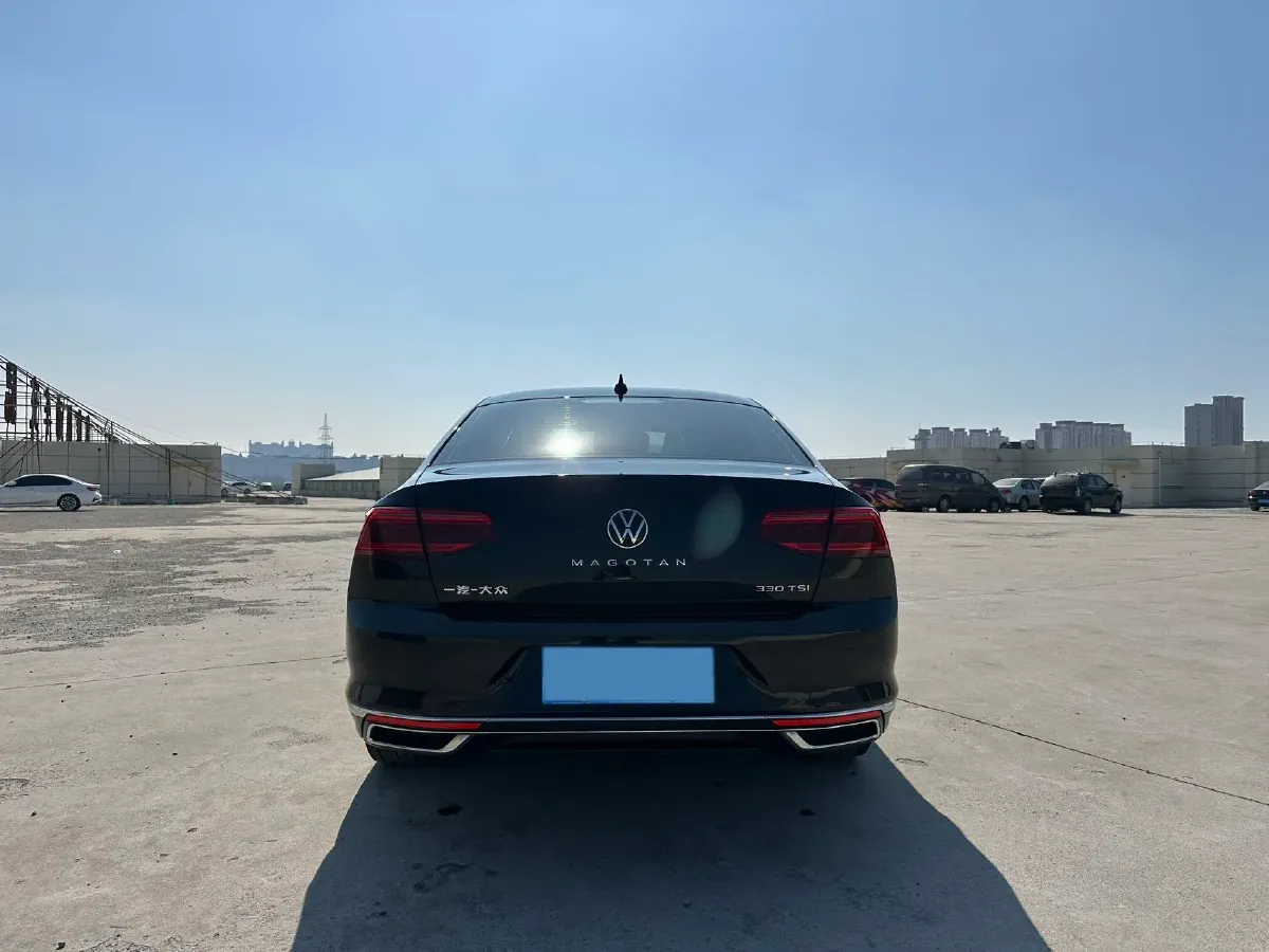 2020 Volkswagen Magotan 2.0T 186HP L4 7DCT,autocango,china used car exporter,china ev exporter,chinese used car exporter,chinese used ev exporter