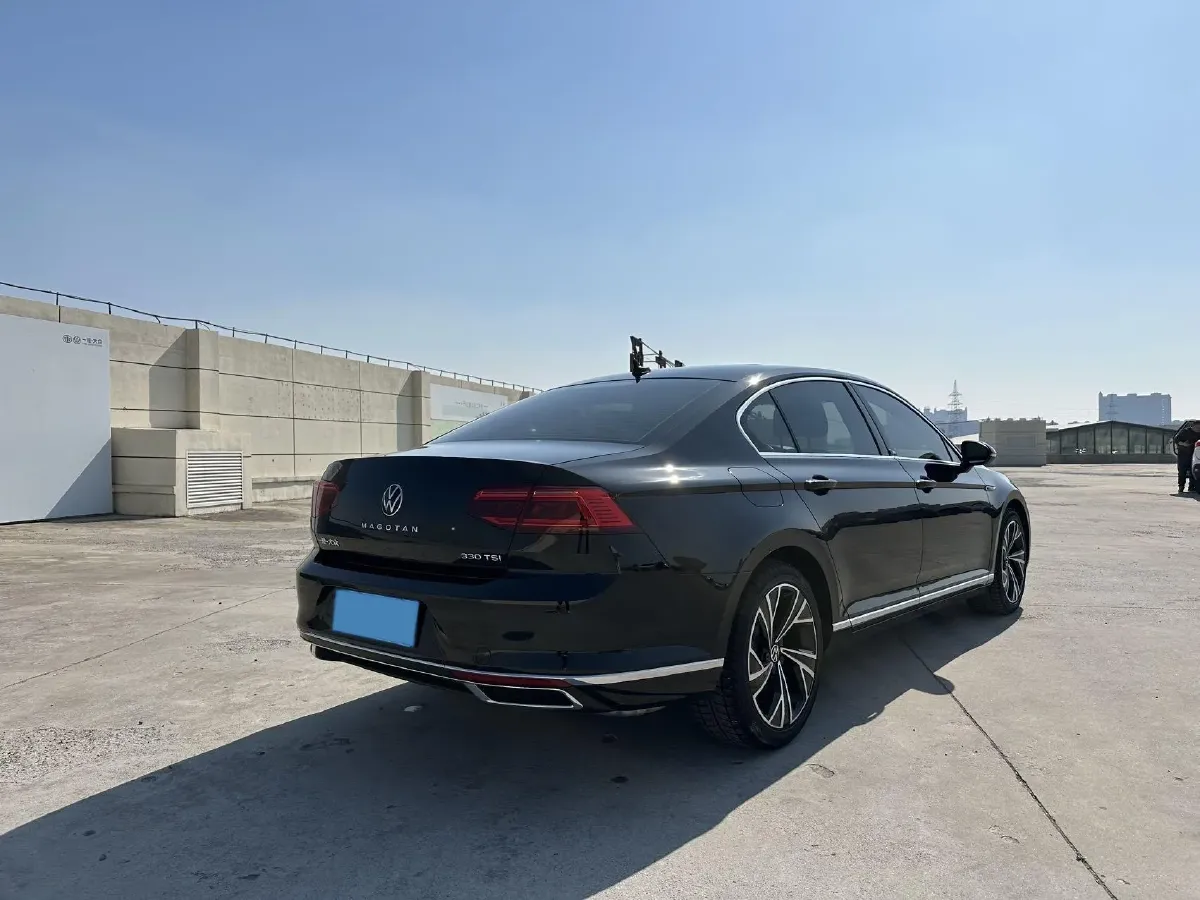 2020 Volkswagen Magotan 2.0T 186HP L4 7DCT,autocango,china used car exporter,china ev exporter,chinese used car exporter,chinese used ev exporter