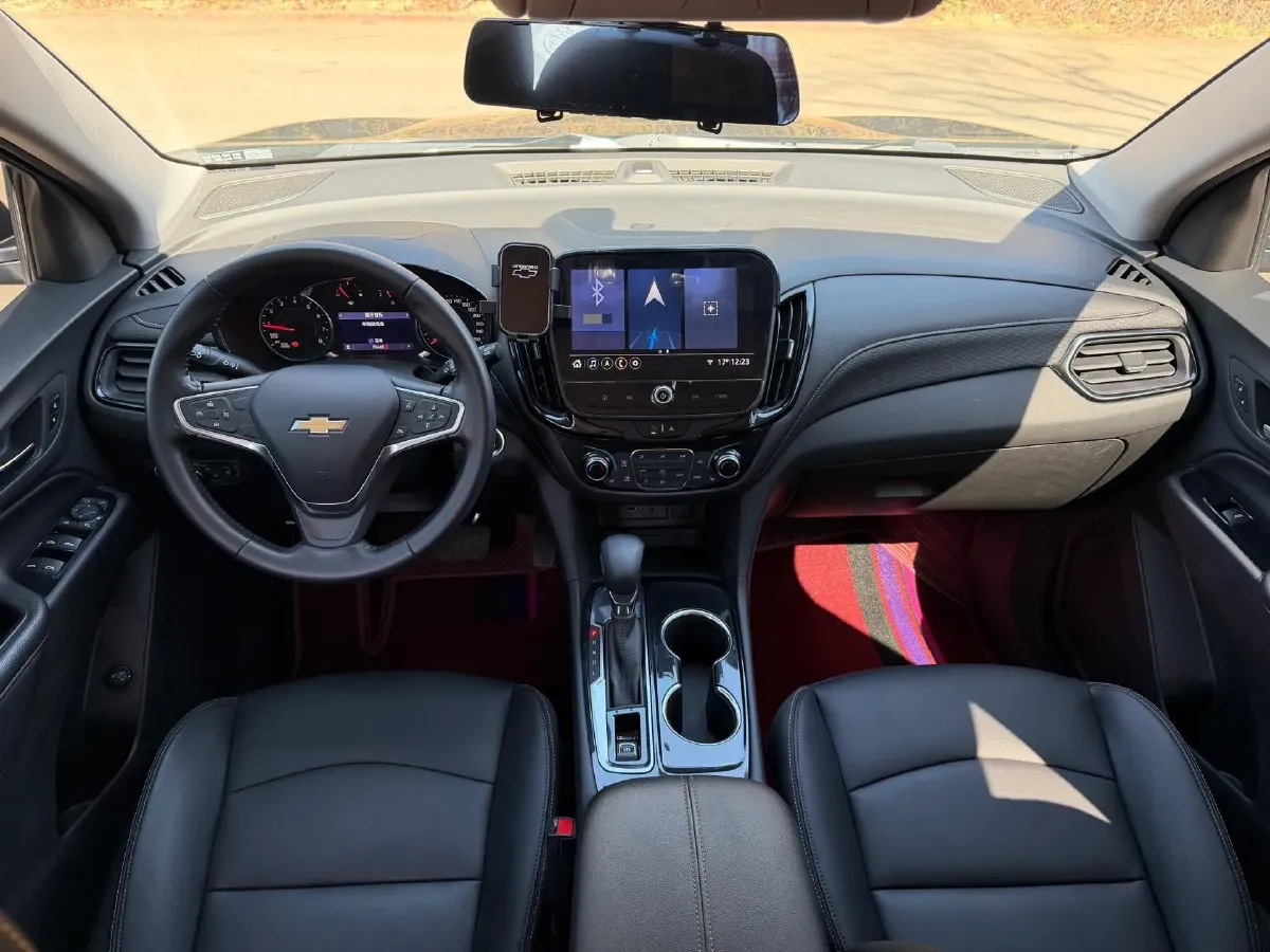 2022 Chevrolet Equinox 1.5T 169HP L4 6AT,autocango,china used car exporter,china ev exporter,chinese used car exporter,chinese used ev exporter