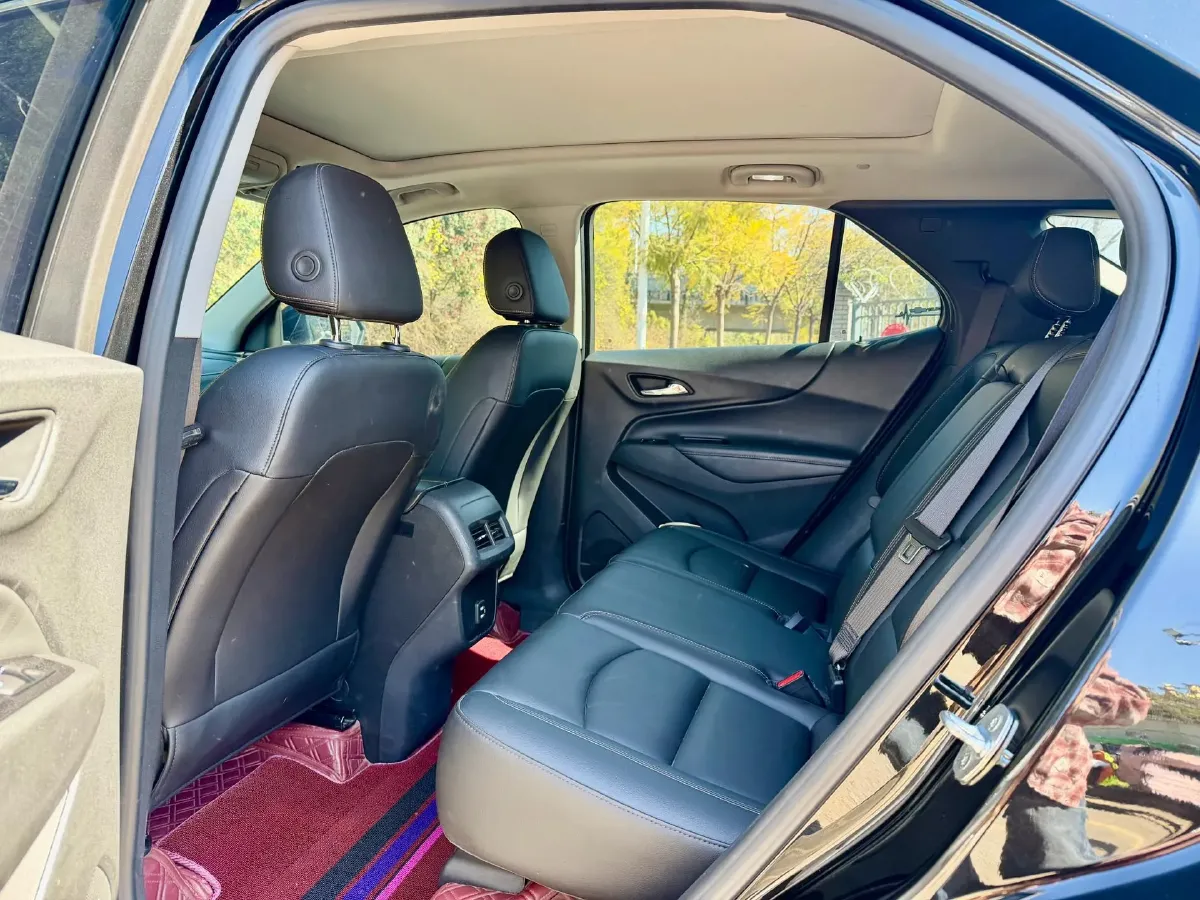 2022 Chevrolet Equinox 1.5T 169HP L4 6AT,autocango,china used car exporter,china ev exporter,chinese used car exporter,chinese used ev exporter